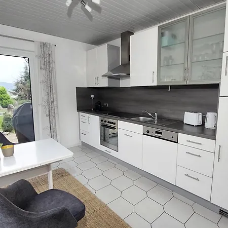 Maerchenhain Am Mittelrhein - Rheinblick, Terrasse & Garten, 2 Schlafzimmer Und 2 Baeder * Niederheimbach