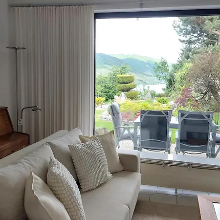 Апартаменты Maerchenhain Am Mittelrhein - Rheinblick, Terrasse & Garten, 2 Schlafzimmer Und 2 Baeder *