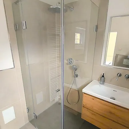 Maerchenhain Am Mittelrhein - Rheinblick, Terrasse & Garten, 2 Schlafzimmer Und 2 Baeder Apartman