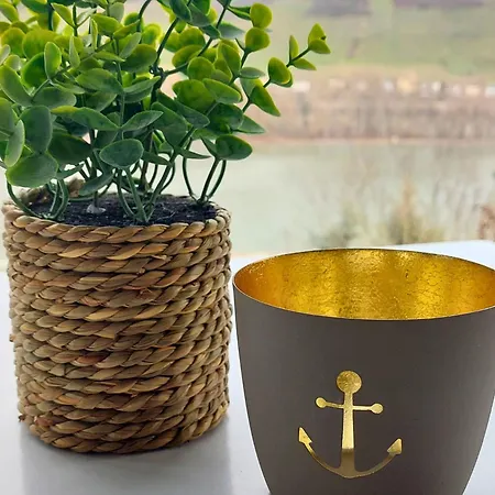 Maerchenhain Am Mittelrhein - Top-lage Mit Rheinblick, Terrasse & Garten, 2 Schlafzimmer Und 2 Baeder * Niederheimbach