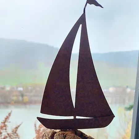 Maerchenhain Am Mittelrhein - Top-lage Mit Rheinblick, Terrasse & Garten, 2 Schlafzimmer Und 2 Baeder Apartamento *