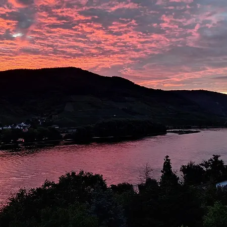 Apartamento Maerchenhain Am Mittelrhein - Top-lage Mit Rheinblick, Terrasse & Garten, 2 Schlafzimmer Und 2 Baeder Niederheimbach