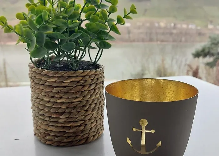 Märchenhain Am Mittelrhein - Rheinblick, Terrasse&garten, 2 Schlafzimmer Und 2 Bäder * Niederheimbach