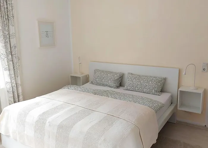 Maerchenhain Am Mittelrhein - Rheinblick, Terrasse & Garten, 2 Schlafzimmer Und 2 Baeder Niederheimbach